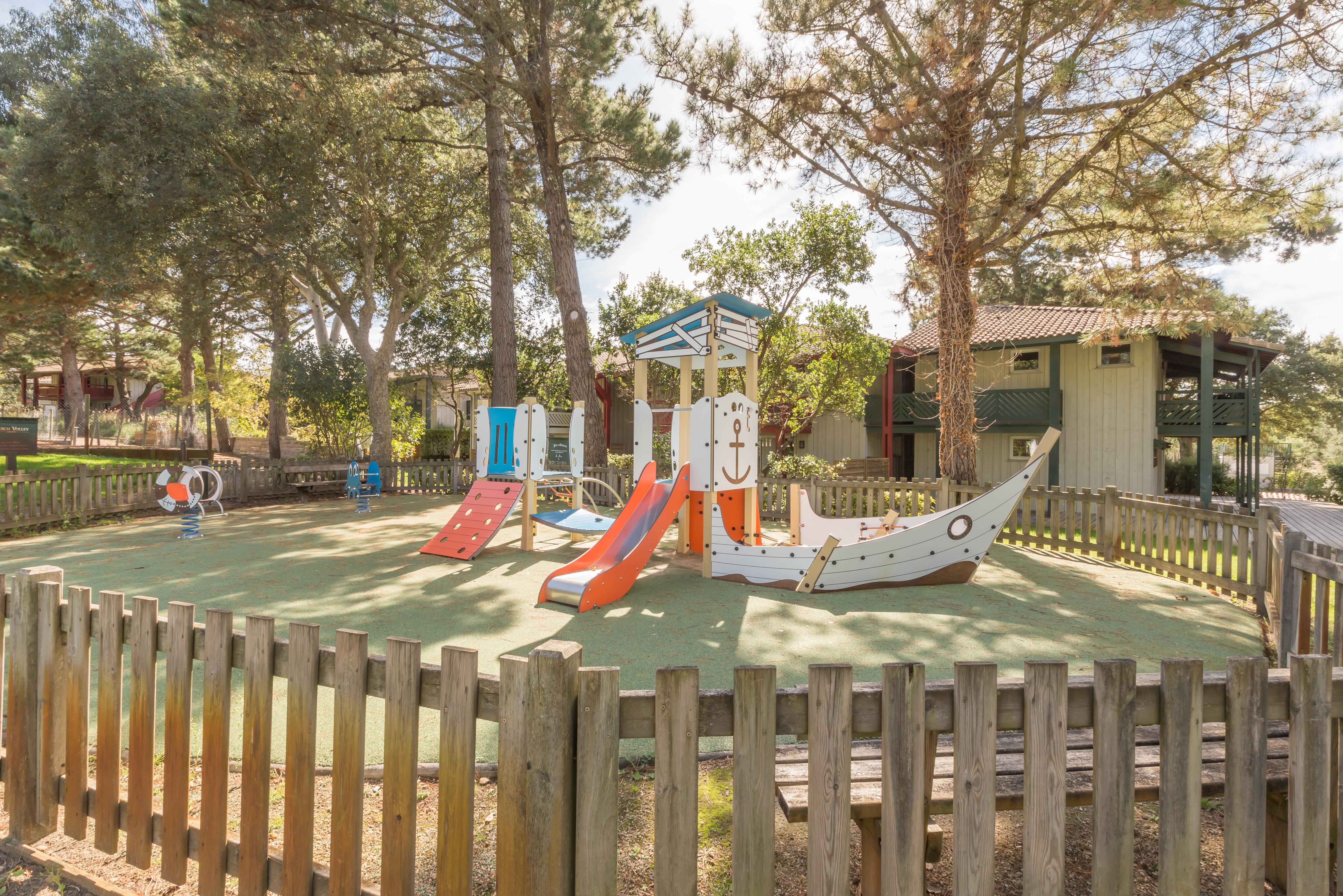 Village Pierre & Vacances Moliets Exterior photo